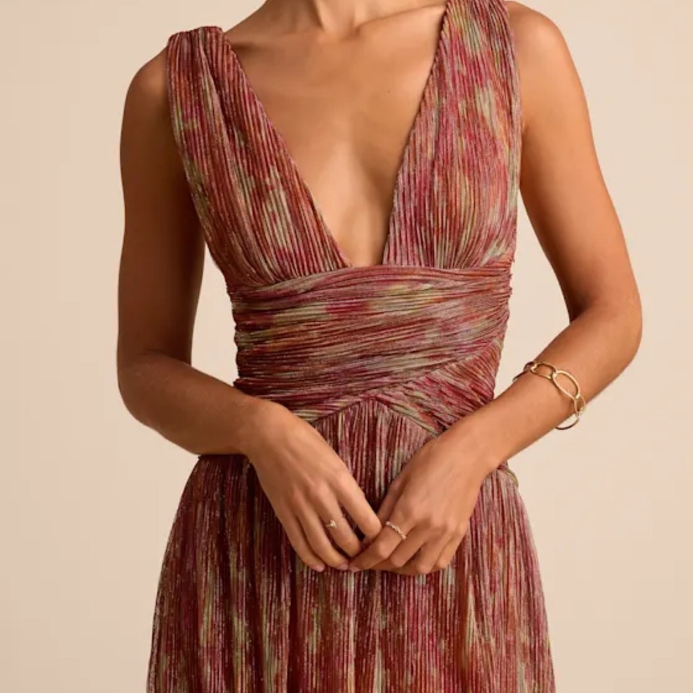 Lulu's Elegant Multicolor Pleated Maxi Dress